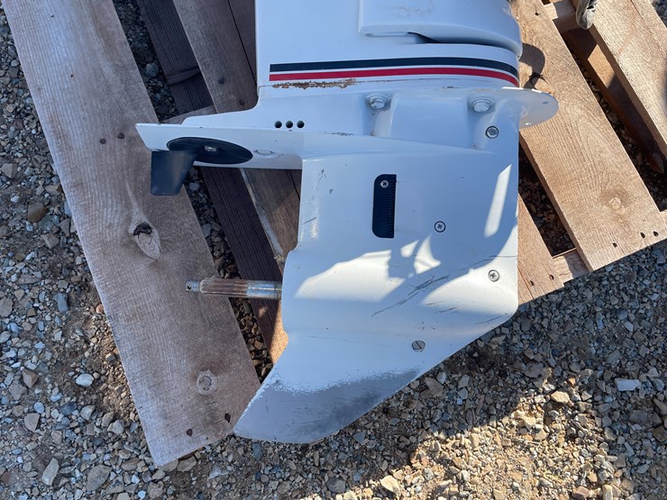 #1677-•-boat-motor-image-3