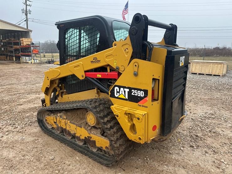 2017-caterpillar-259d-image-3