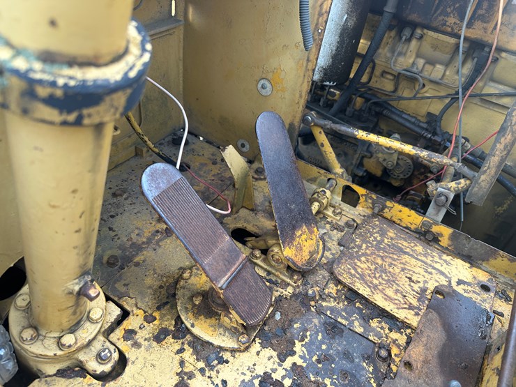 caterpillar-621b-image-27