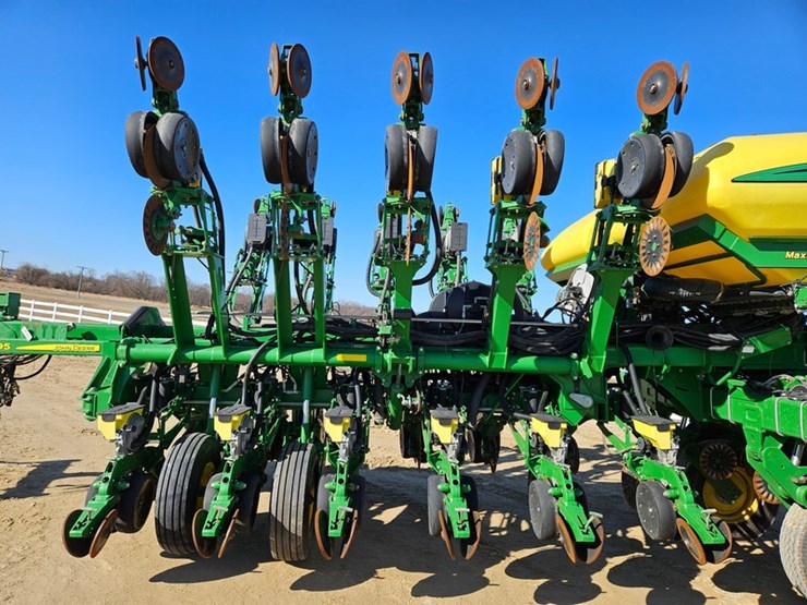 2017-john-deere-1795-image-68