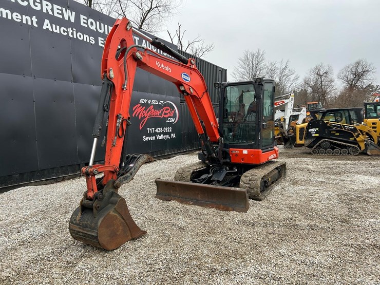 2022-kubota-kx057-image-7