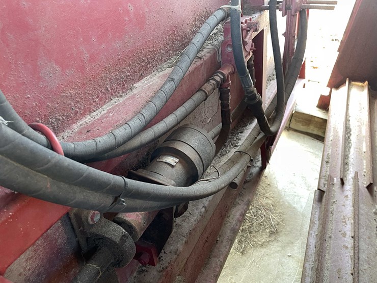 #13055-•-sander-gates-image-2