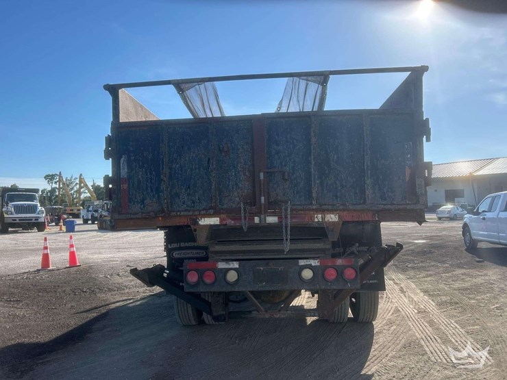 1993-international-4700-crew-cab-landscape-dump-truck-image-22