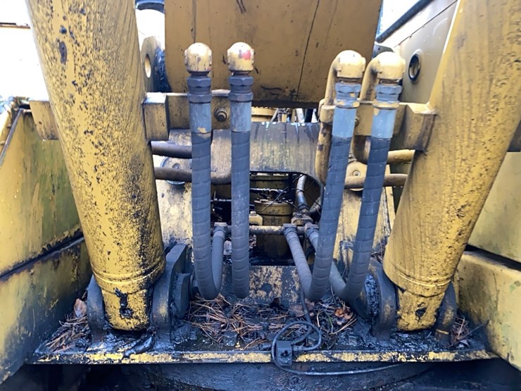 caterpillar-el180-image-14