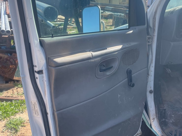 #1267-•-1997-ford-box-truck-(peralta,-nm)-image-16