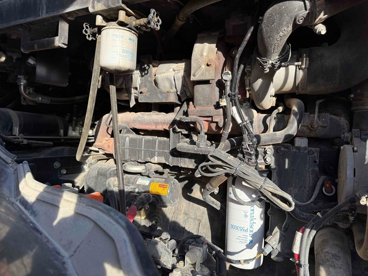 2018-hitachi-zw310-6-image-6