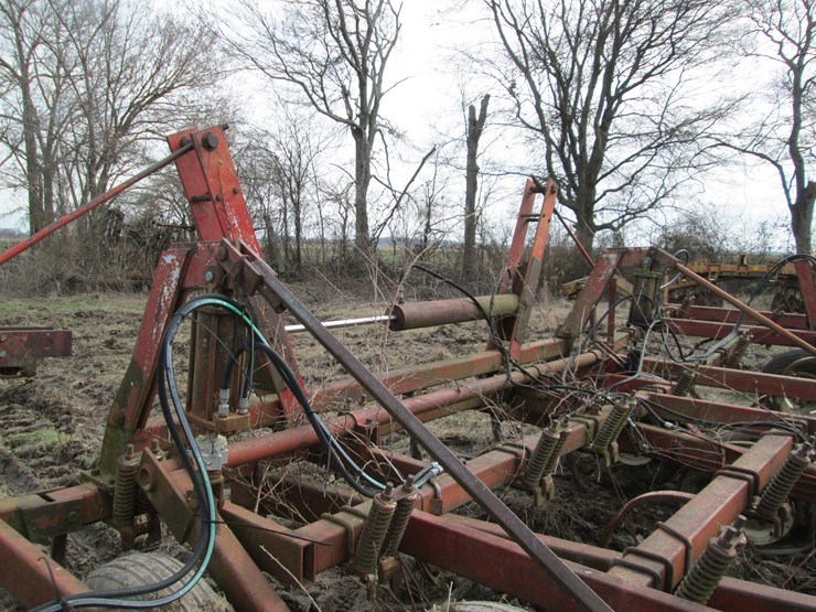 #27335-•-26'-chisel-plow-image-20