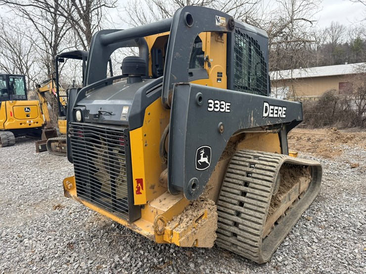 2015-deere-333e-image-5