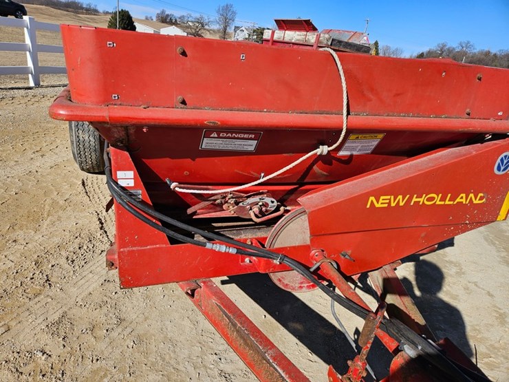 new-holland-185-image-12