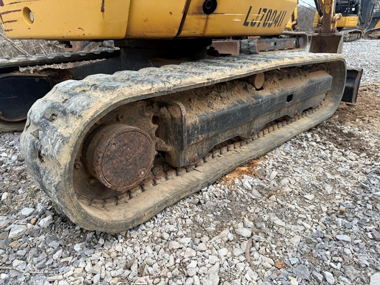 2014-caterpillar-302.7d-image-51