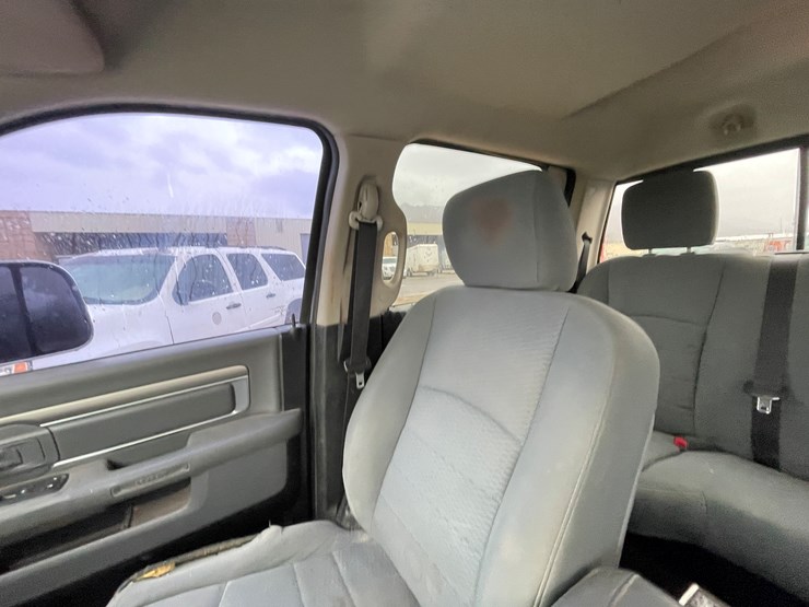 2014-dodge-2500-image-99