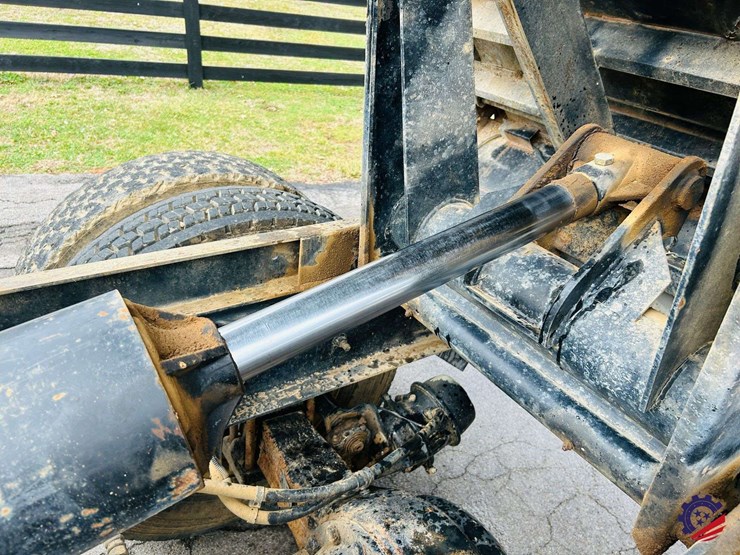 2012-international-durastar-4300-image-57