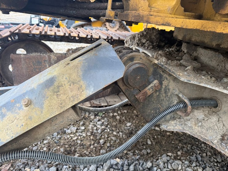 2017-komatsu-pc88mr-10-image-27