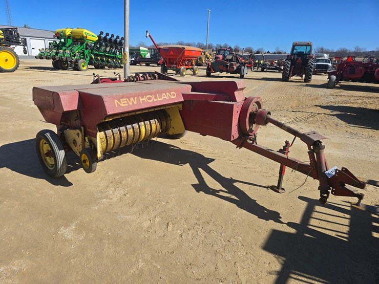 new-holland-273-image-7