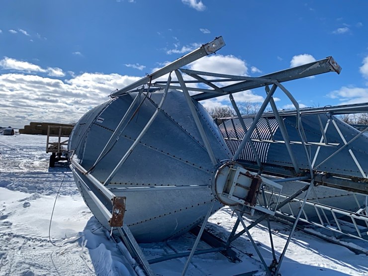 brock-14-ton-3-ring-grain-bin-image-3