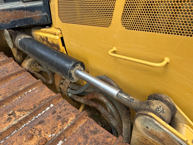 caterpillar-d5k-image-17