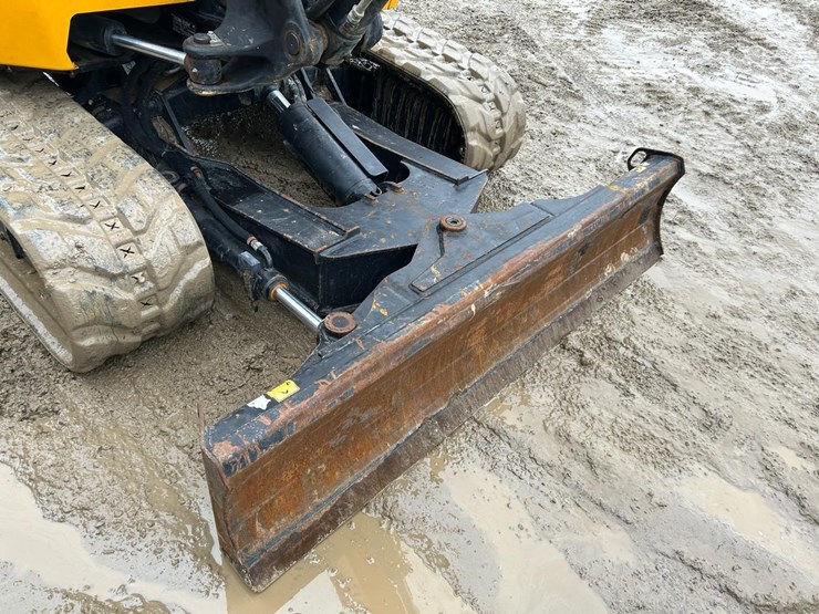 2022-jcb-55z-1-image-11