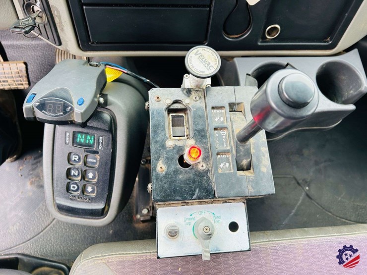 2012-international-durastar-4300-image-89