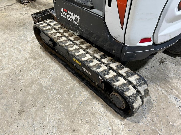 2021-bobcat-e20-image-15