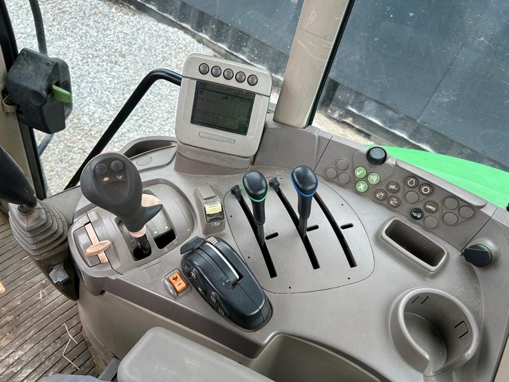 john-deere-6430-image-24