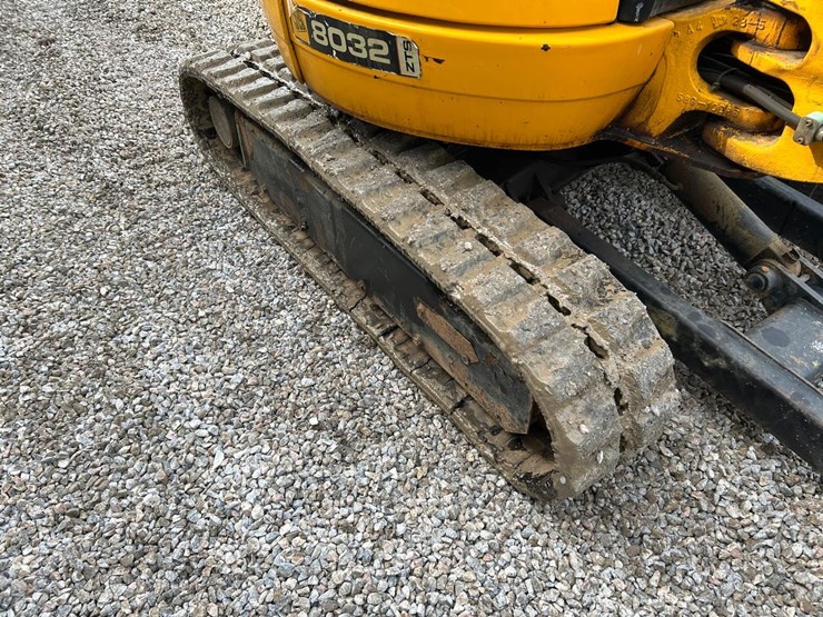 jcb-8032-image-11