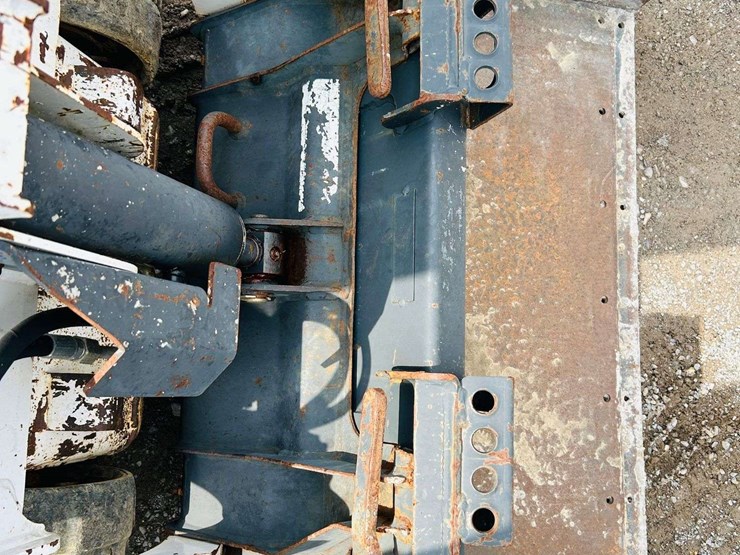 2008-bobcat-mt52-image-15