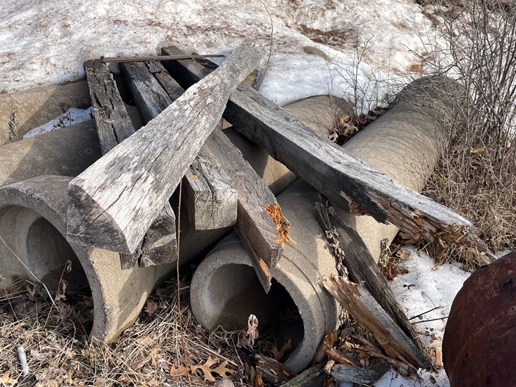 #13034-•-(4)-concrete-tubes-image-5