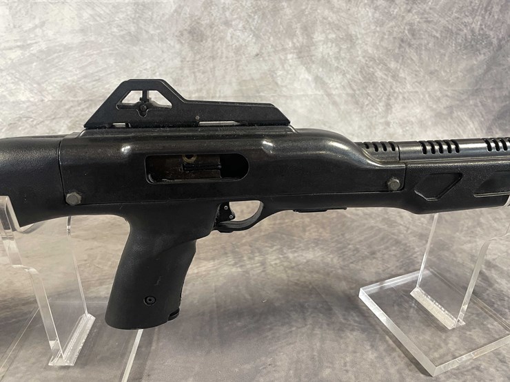 #1231-•-hi-point-model-995,-9mm-luger-lever-action-rifle,-sn:-b83847-(neenah,-wi)-image-4