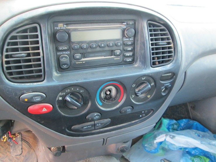 2000-toyota-tundra-image-31