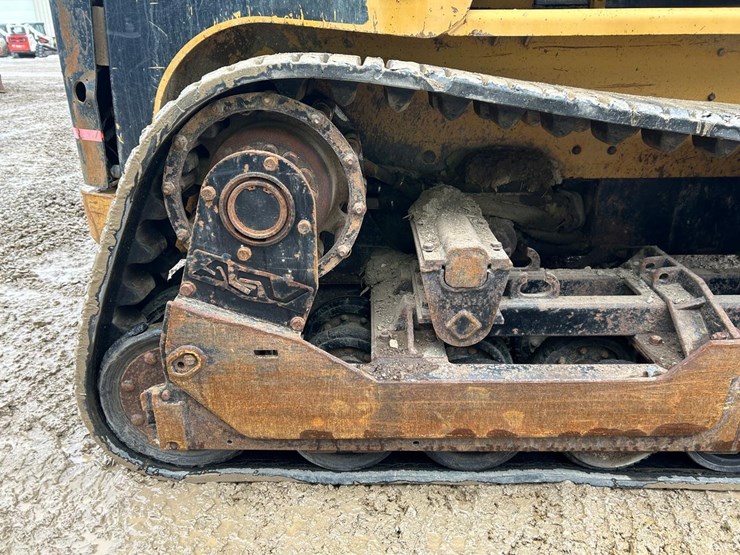 caterpillar-277b-image-13