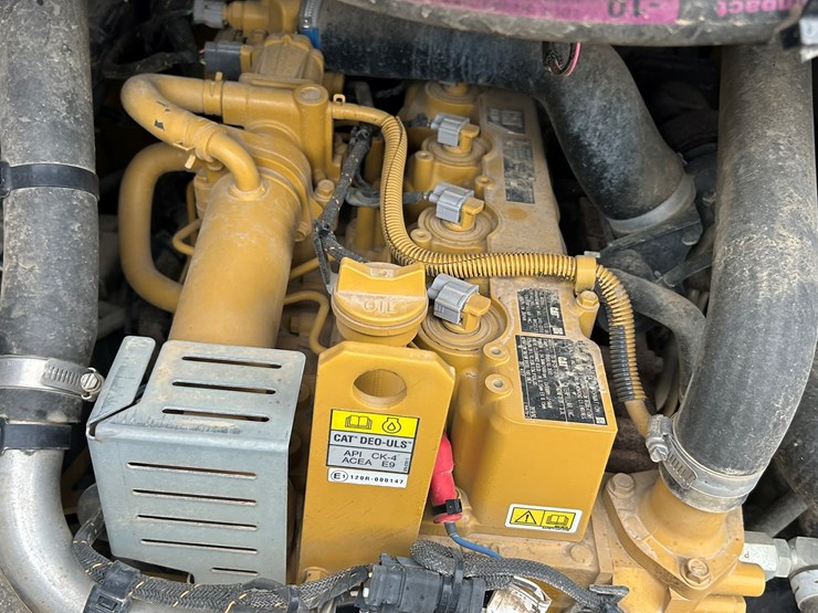 caterpillar-279d-image-30