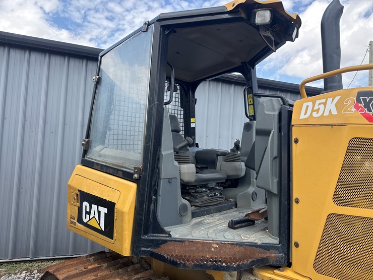 caterpillar-d5k-image-9