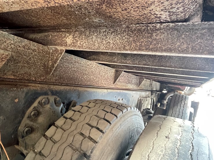 #13013-•-1977-ford-dump-truck-(has-wi-title)-image-30