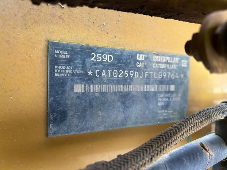 2016-caterpillar-259d-image-27