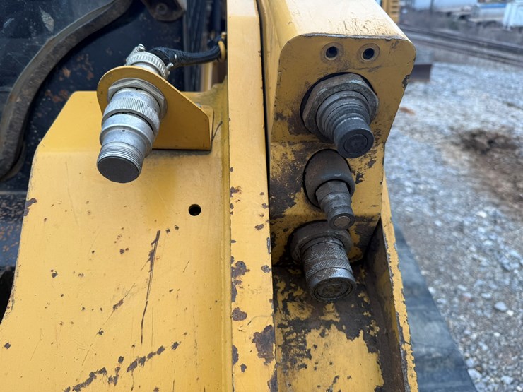 caterpillar-299d2-image-12