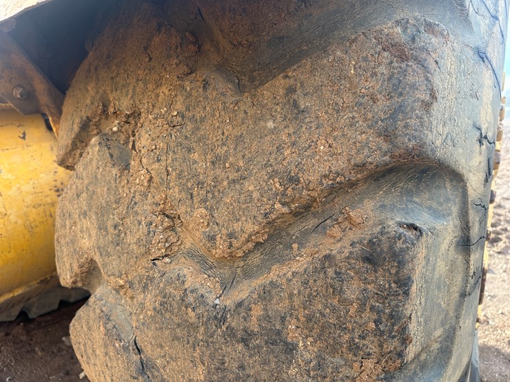 caterpillar-621b-image-65