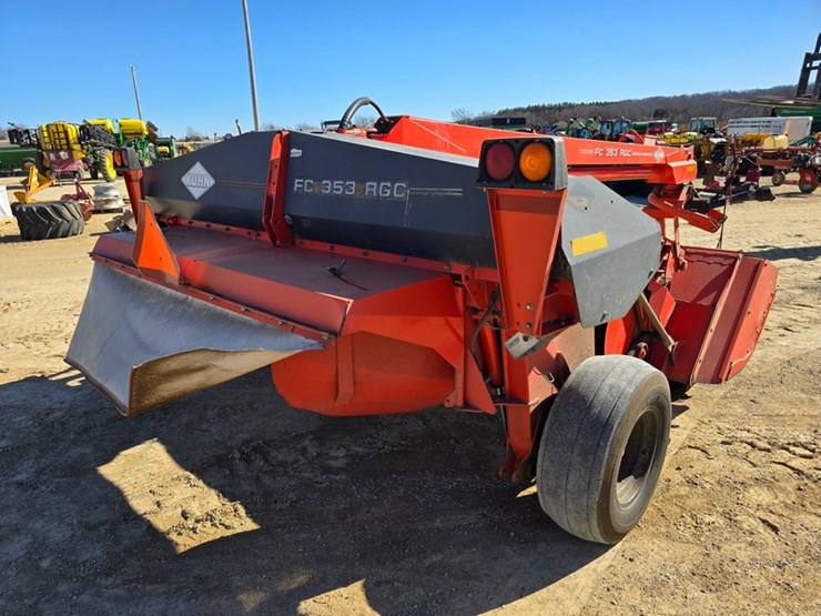 kuhn-fc353-image-7