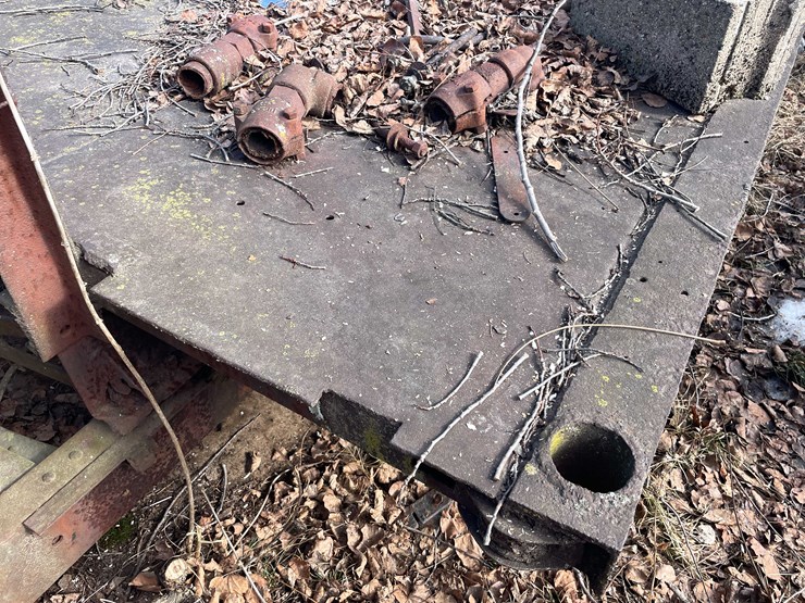 #13026-•-(1)-vintage-truck-and-(2)-vintage-cars-(no-title)-image-38