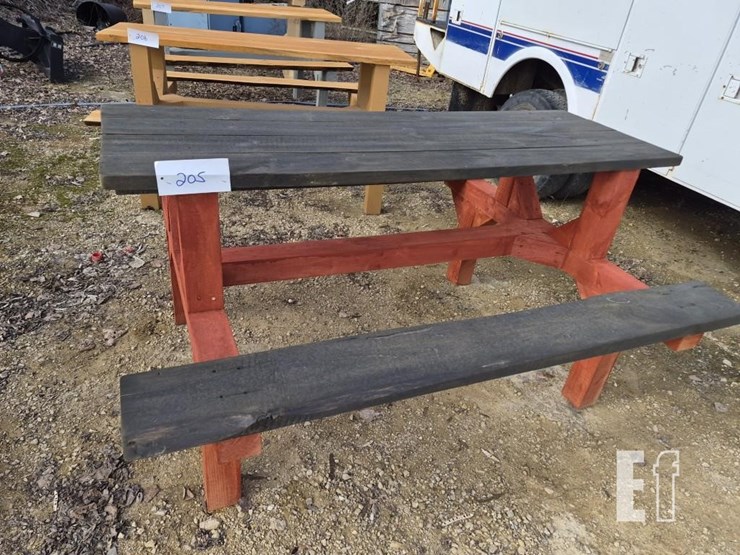 homemade-wooden-picnic-table-image-1
