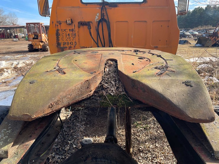 #13018-•-1974-gmc-6500-tractor-(has-wi-title)-image-83