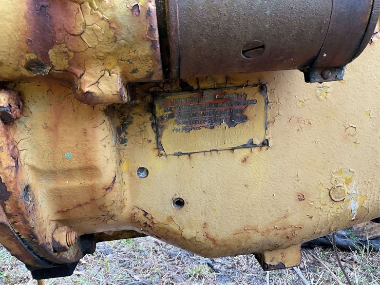 minneapolis-moline-big-mo-400m-army-tractor-image-26