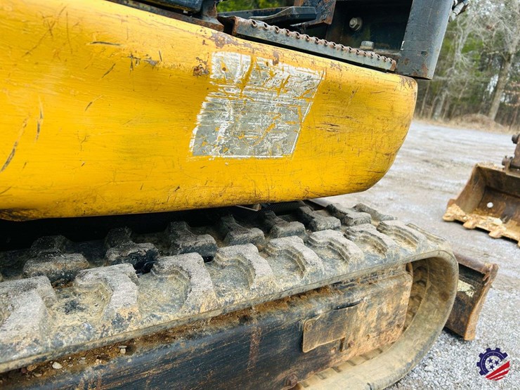 2002-caterpillar-301.5-image-57