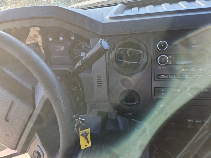 2012-ford-f550-image-44