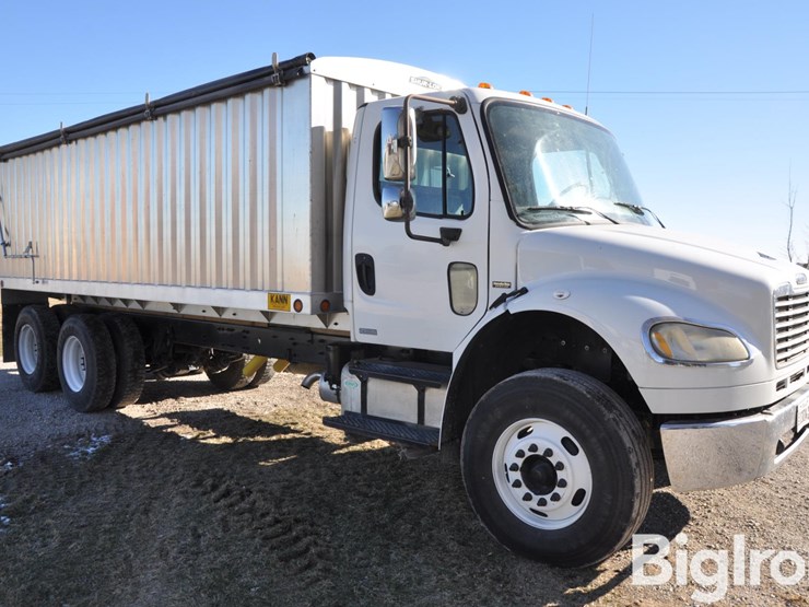 2007-freightliner-m2-106-t/a-grain-truck-image-3