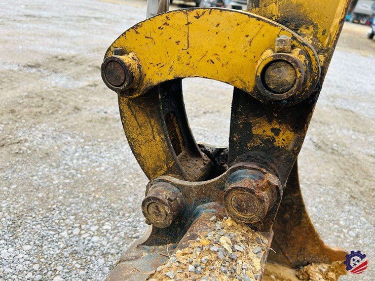 2002-caterpillar-301.5-image-13