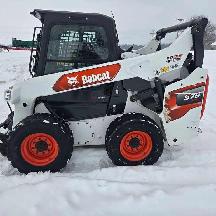 2023 BOBCAT S76