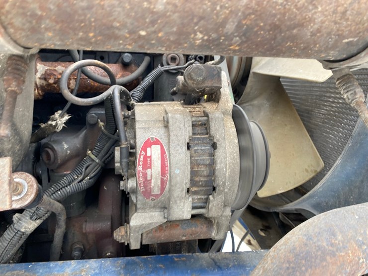 1994-freightliner-day-cab-semi-image-69