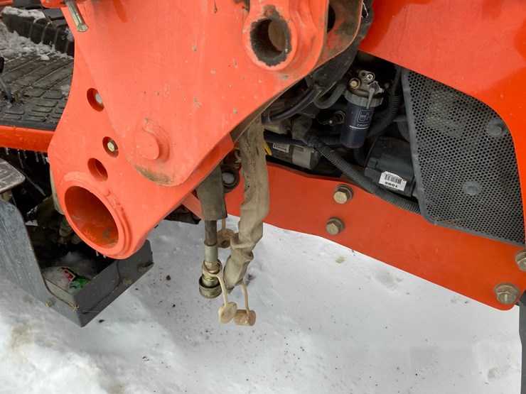 kubota-m7040-image-16