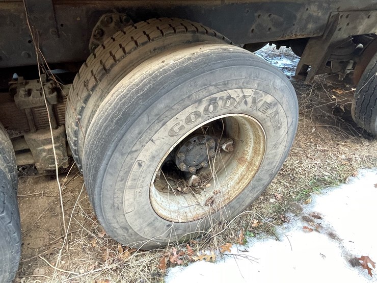 #13013-•-1977-ford-dump-truck-(has-wi-title)-image-57