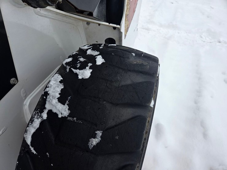 2023-bobcat-s76-image-22